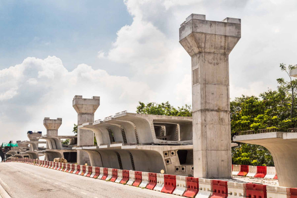 Estructuras geotécnicas · Ingenieros Geotécnicos y Geofísicos Rambla de Ferran - Estació